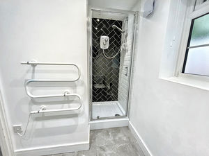 Photo 62- click for photo gallery